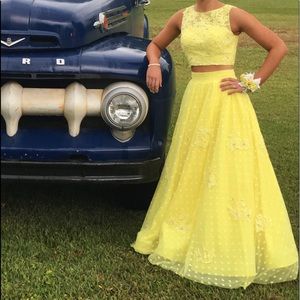 Beautiful two piece Rachel Allan gown